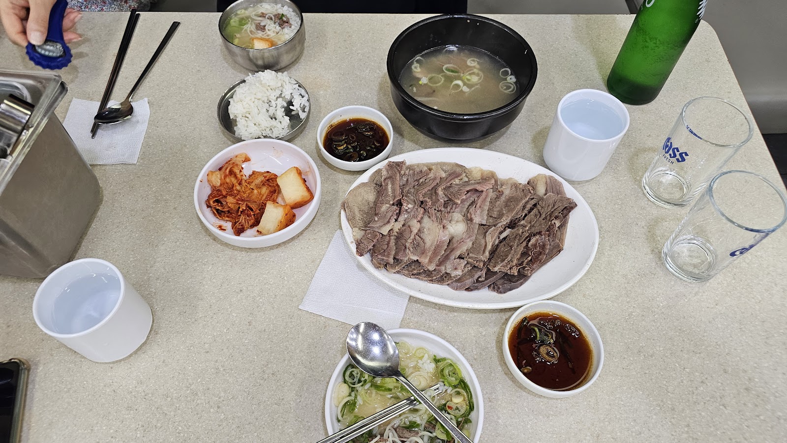 영동설렁탕 - Must-Try Signature Menu: Suyuk  & The Secret 'Teuk' Menu